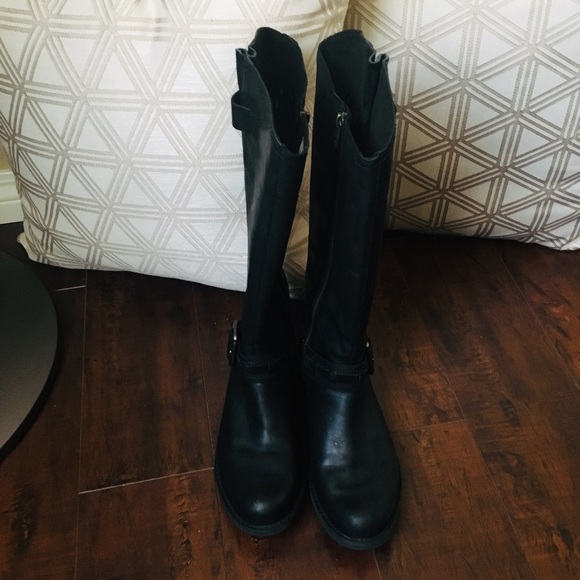 Black tall Timberland riding boots - Picture 2 of 5